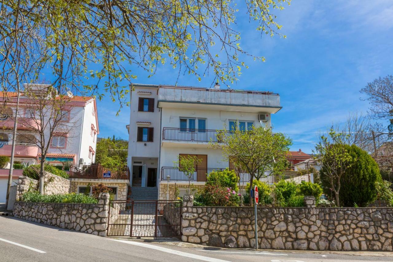 Apartman Nada Dramalj Buitenkant foto