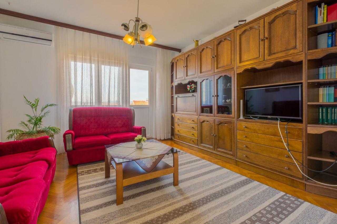 Apartman Nada Dramalj Buitenkant foto