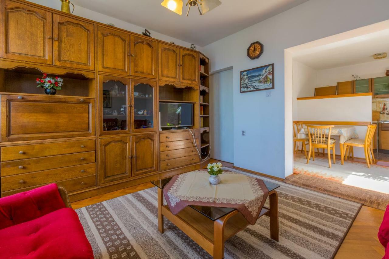 Apartman Nada Dramalj Buitenkant foto